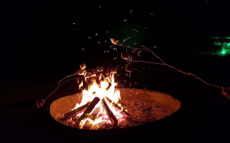 Lagerfeuer Marshmallow